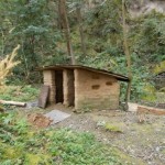srub-chatka-skrys-domecek